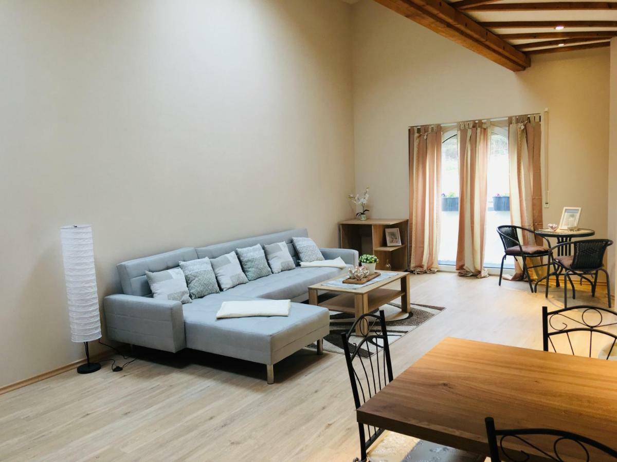 Ferienwohnung Am Nuerburgring/Wintersport Arft Acht 外观 照片