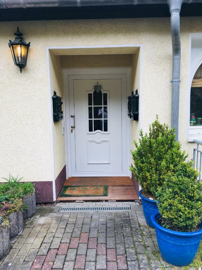 Ferienwohnung Am Nuerburgring/Wintersport Arft Acht 外观 照片